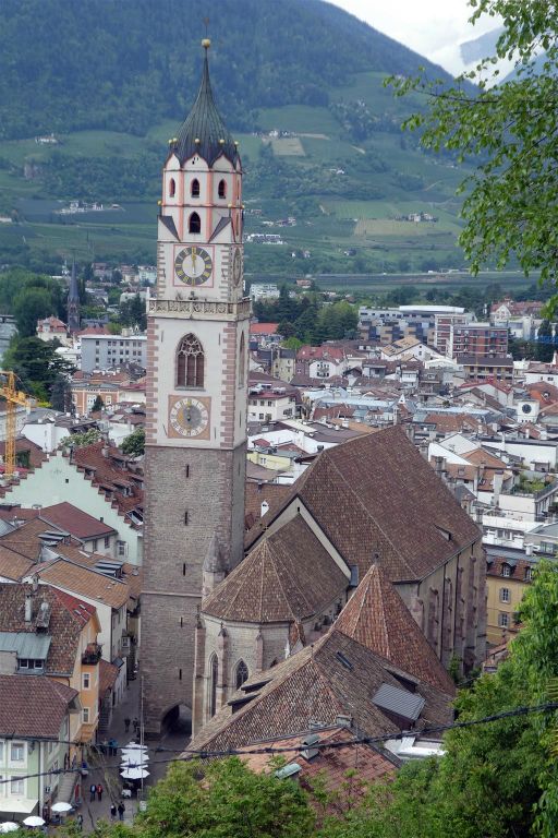 MERANO - de parochiekerk van St. Nicholas