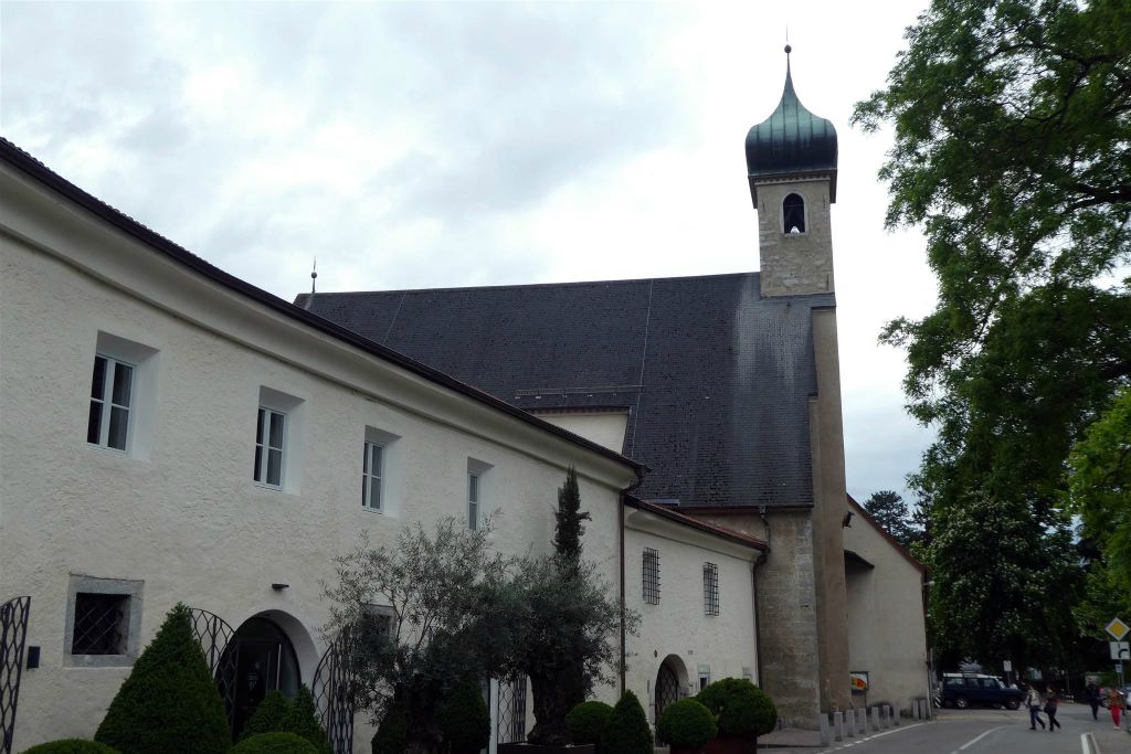 BRIXEN - de Franciscanenklooster kerk