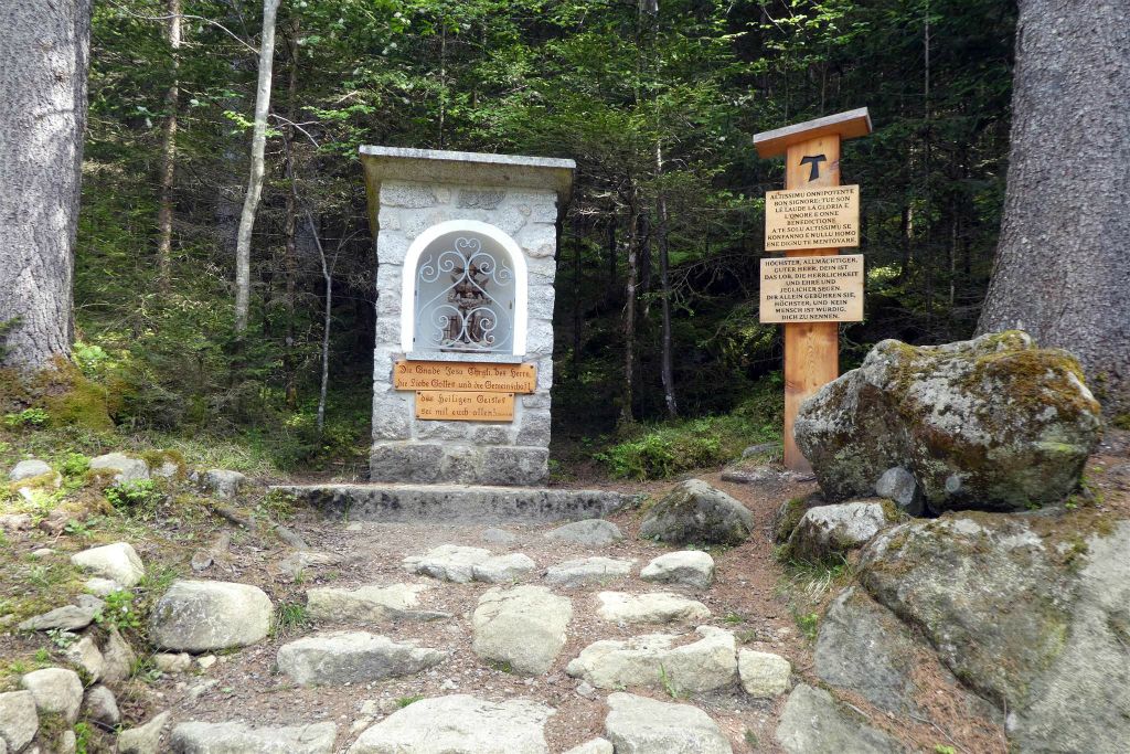 CAMPO TURES - een mini kapel in het nationale park Rieserferner