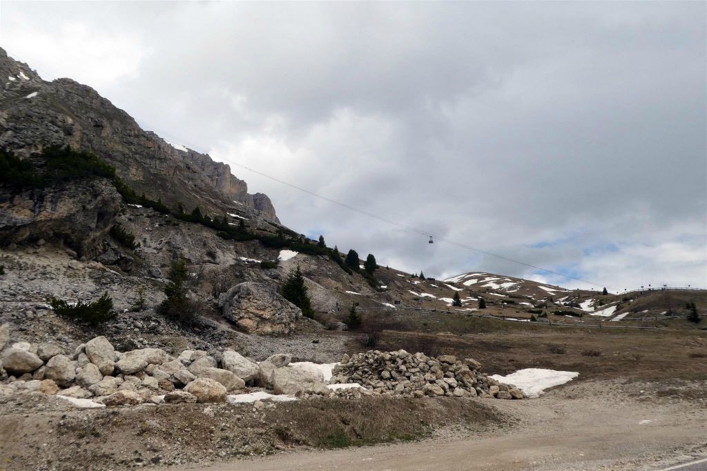 CANAZEI - het uitzicht bij de Pordoipas (2239 meter)