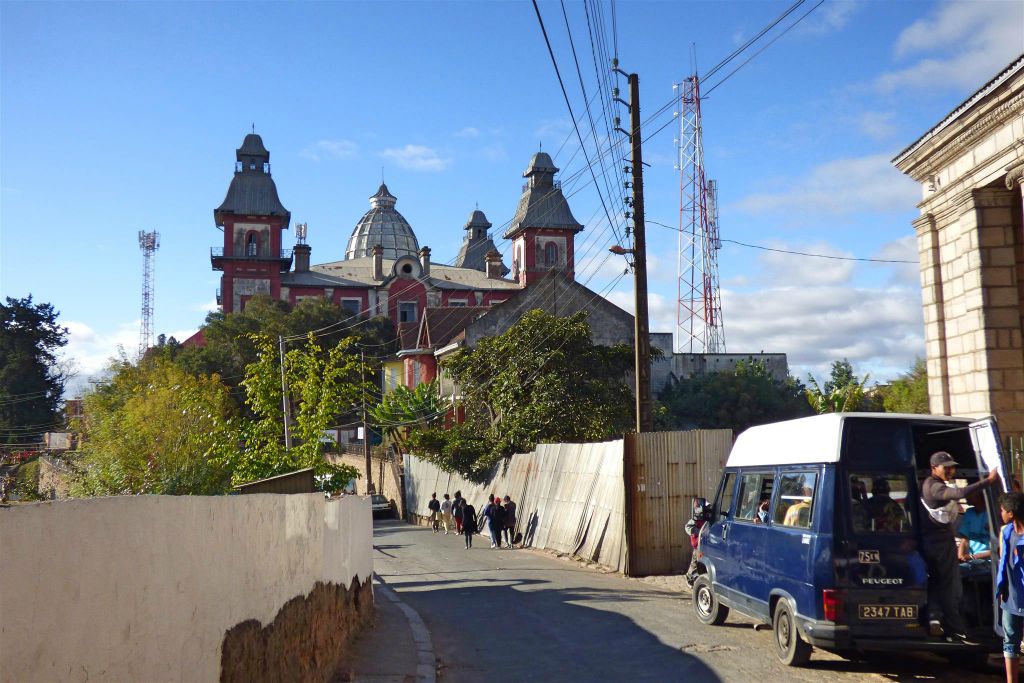 ANTANANARIVO - het paleis van Andafiavaratra