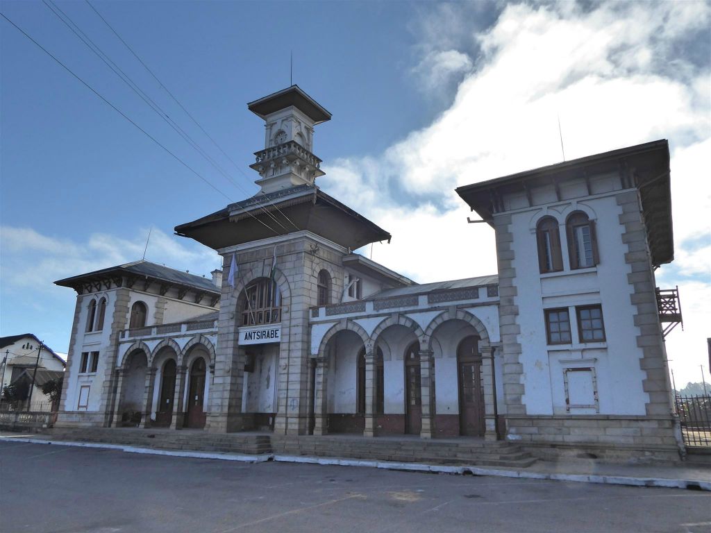ANTSIRABE - het treinstation