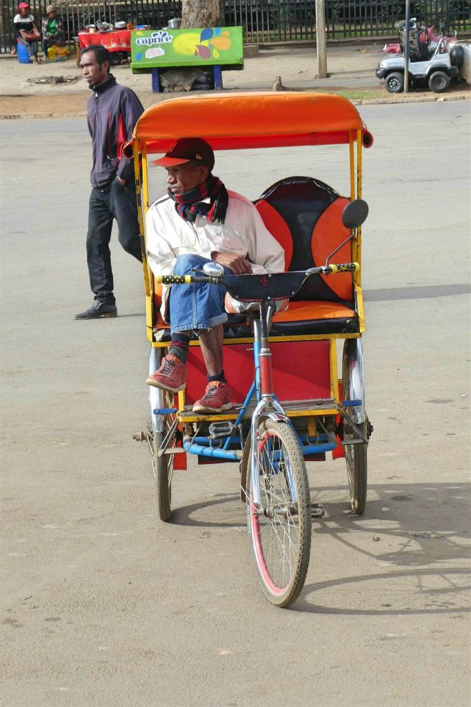 ANTSIRABE - een fietsriksja