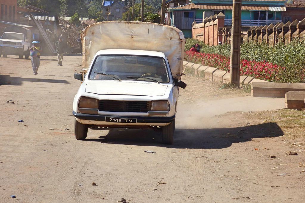 BETAFO - een Peugeot 504 pick-up