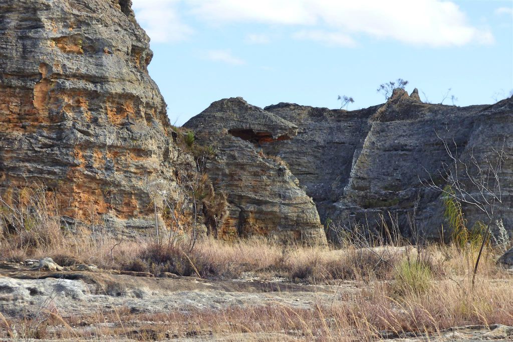 RANOHIRA (ISALO NATIONAL PARK) - een rots in de vorm van een dinosaurus