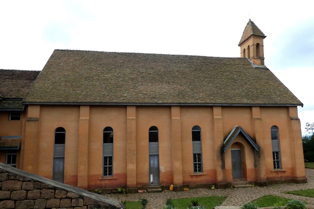 FIANARANTSOA - de Randzavola kerk