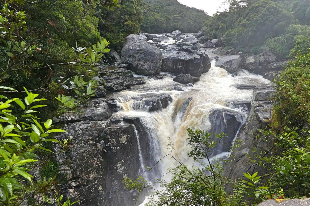RANOMAFANA - de Andriamamovoka waterval