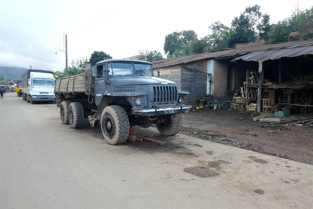 AMBOSITRA - een oude Russische truck