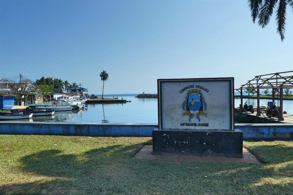 ÎLE SAINTE-MARIE - een gemeentebord van het eiland
