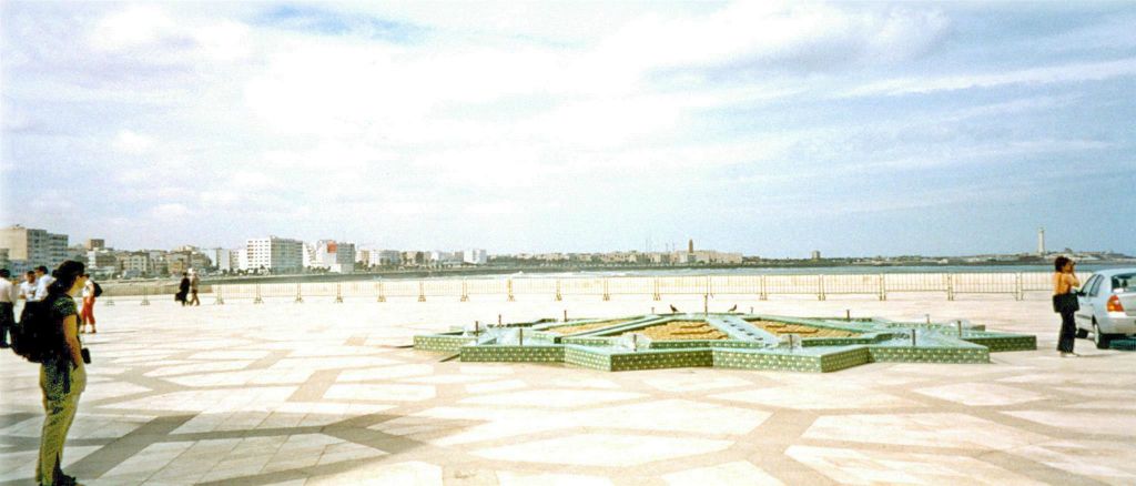 CASABLANCA - een plein van de Hassan II moskee
