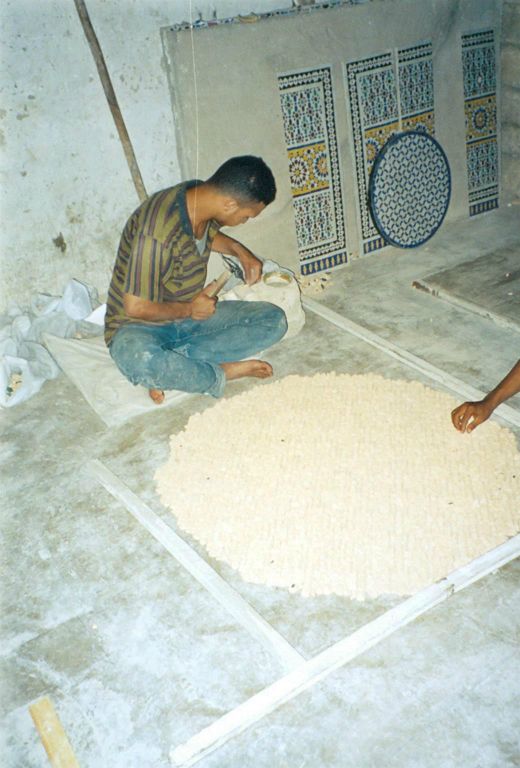 FES - het maken van een tafelblad van stukjes tegel