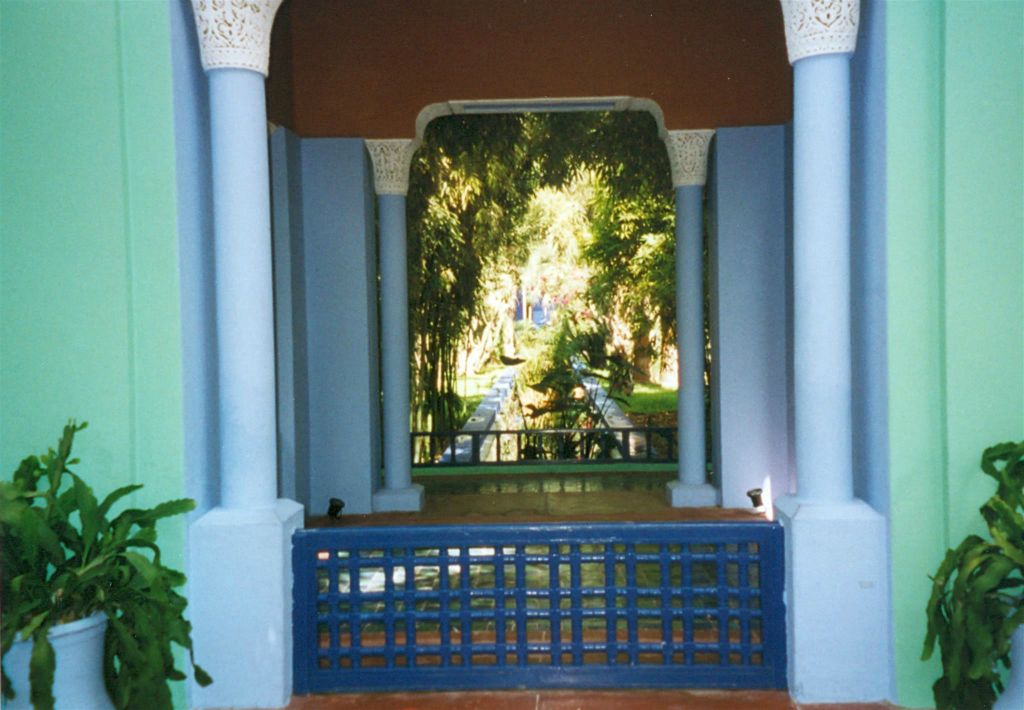 MARRAKECH - de fraai aangelegde tuin door franse kunstschilder Louis Majorelle