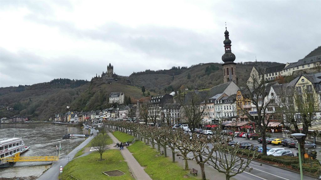 COCHEM - het uitzicht vanaf de Skagerrakbrug