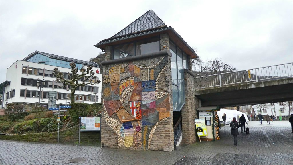 COCHEM - het geschiedenis monument