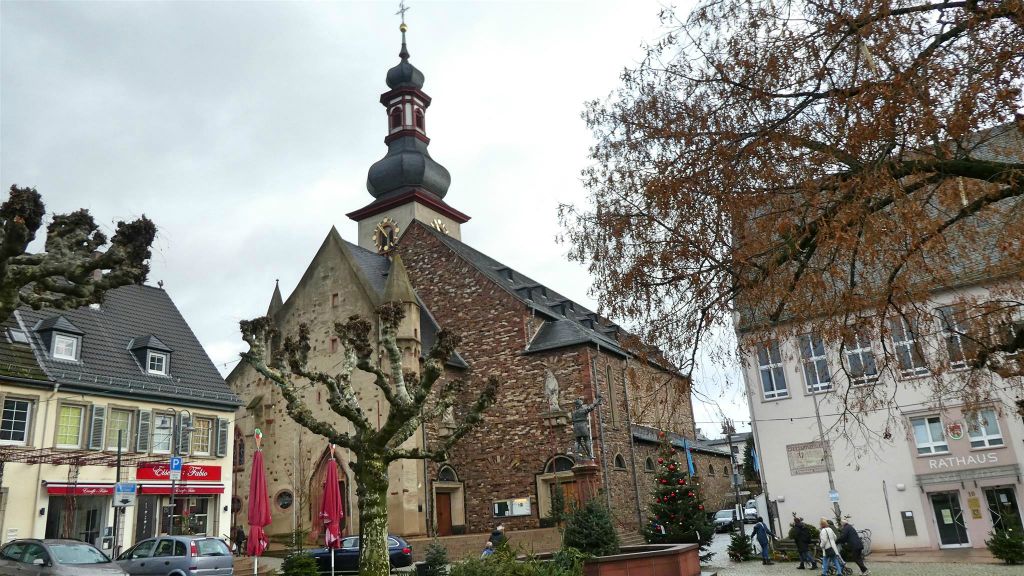 RÜDESHEIM AM RHEIN - de Sint-Jacobuskerk