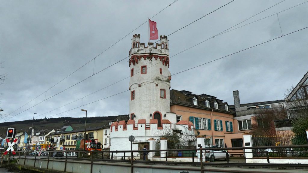 RÜDESHEIM AM RHEIN - de adelaarstoren