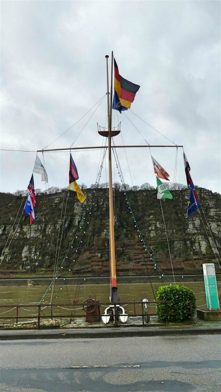 KESTERT - een scheepvaart monument