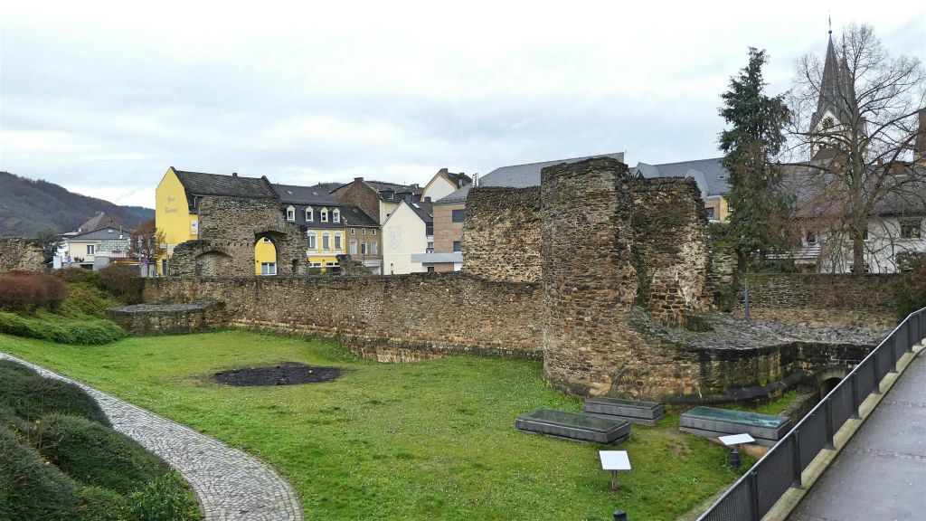 BOPPARD - de ruïnes van een romeins fort