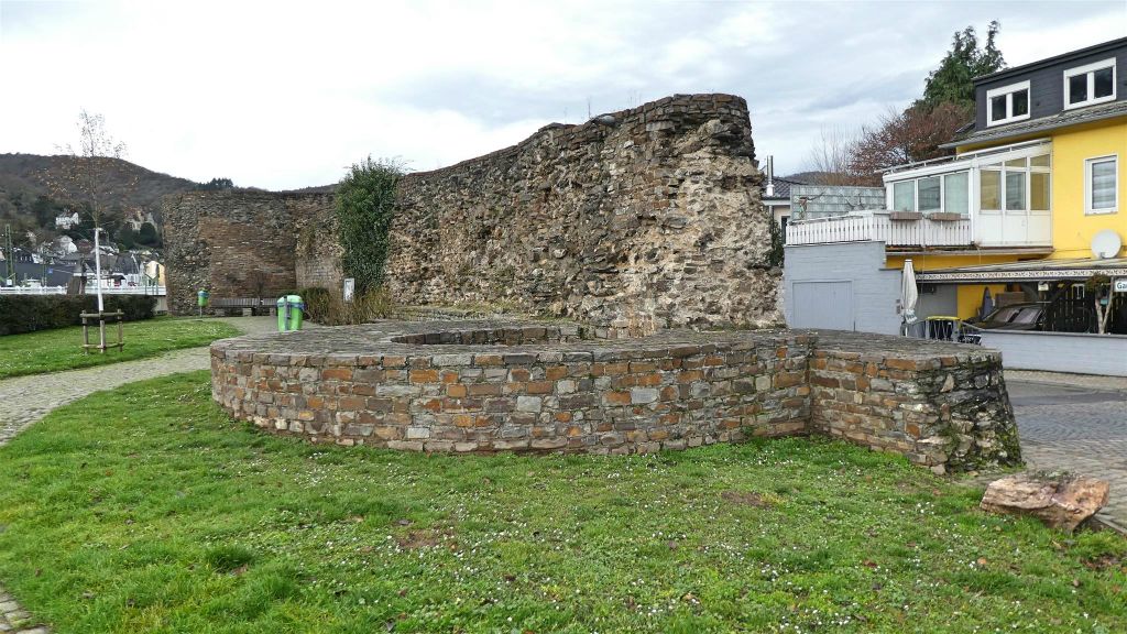 BOPPARD - de ruïnes van een romeins fort