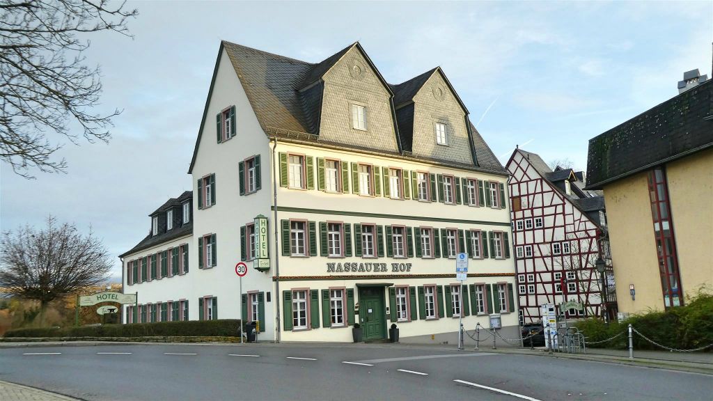 LIMBURG AN DER LAHN - het Nassauer Hof hotel