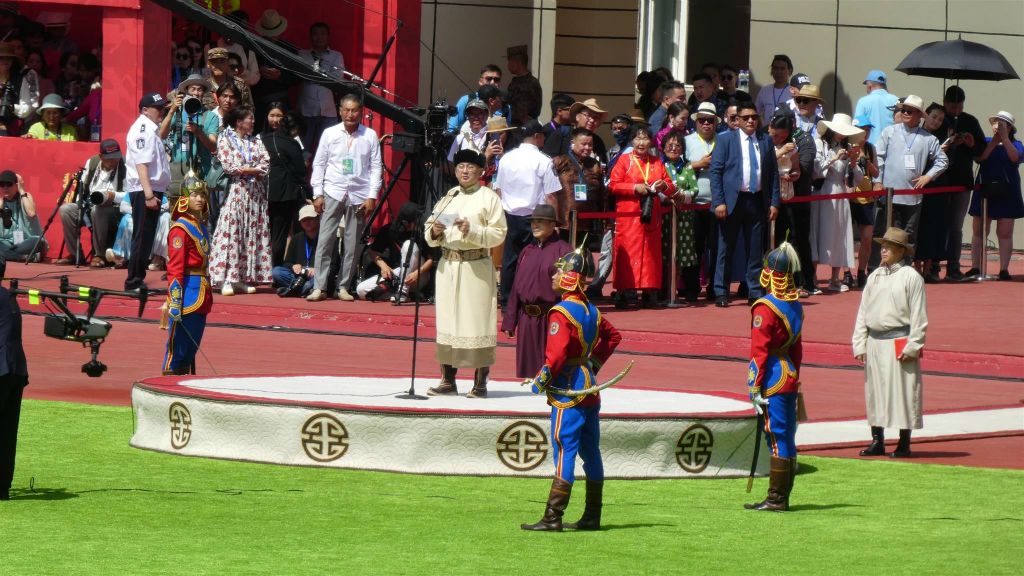 ULAANBAATAR - de president Ukhnaagiin Khürelsükh bij de openingsceremonie van het Naadam festival in het nationaal sportstadion