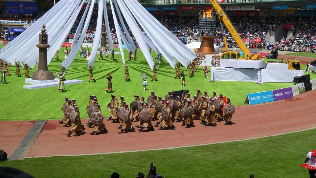 ULAANBAATAR - de openingsceremonie van het Naadam festival in het nationaal sportstadion
