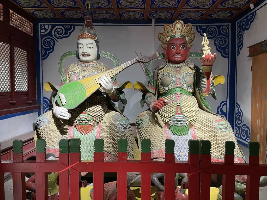 ULAANBAATAR - enkele beelden bij het Bogd Khan Paleismuseum