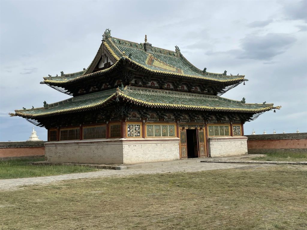 KHARAKORUM - de westelijke Zuu-tempel van het Erdene Zuu-klooster complex