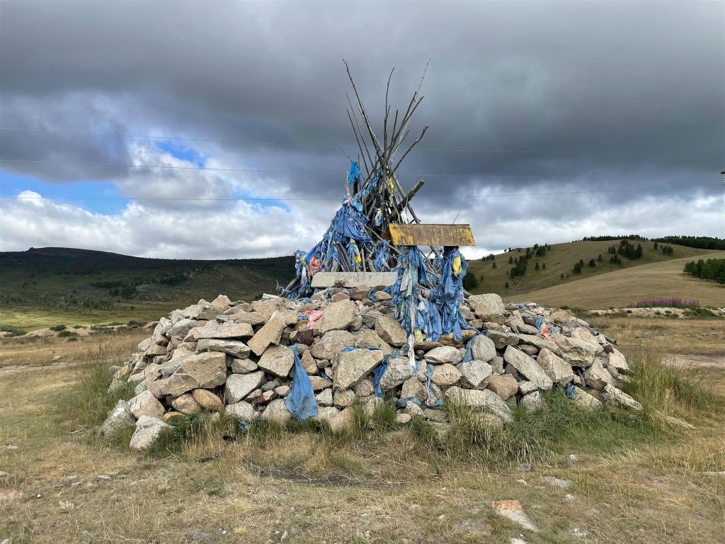KHORGO TERKHIIN TSAGAAN NUUR NATIONAAL PARK -> MURUN - een gebedsheuvel