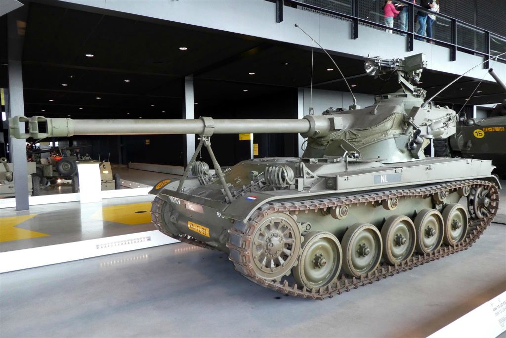 een AMX 13 lichte tank (1963-1985)
