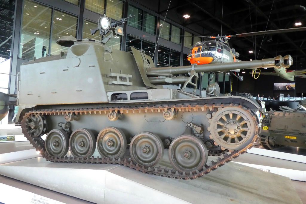 een Houwitser AMX PRA tank (1965-1984)