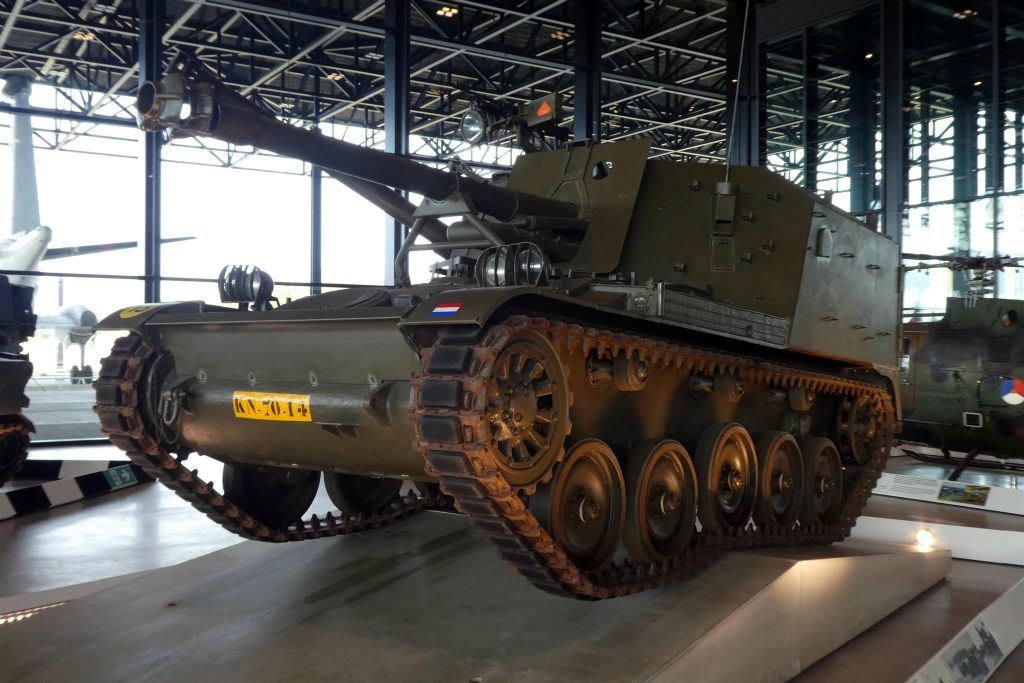 een Houwitser AMX PRA tank (1965-1984)