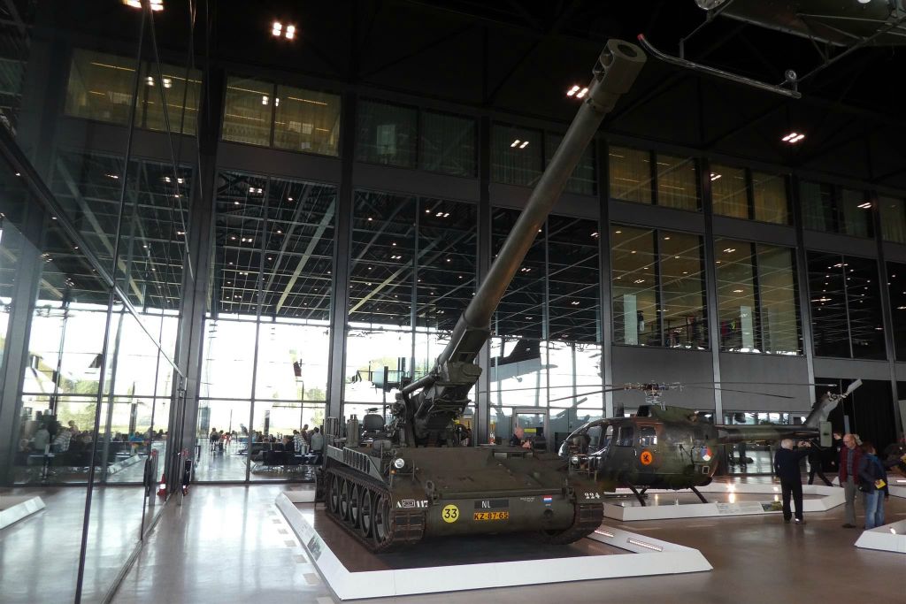 een M110A2 gemechaniseerde Houwitser tank (1968-1991)