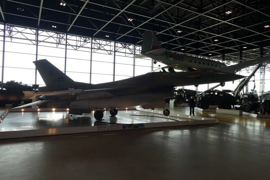 een F16A Fighting Falcon straaljager (1979-1992)