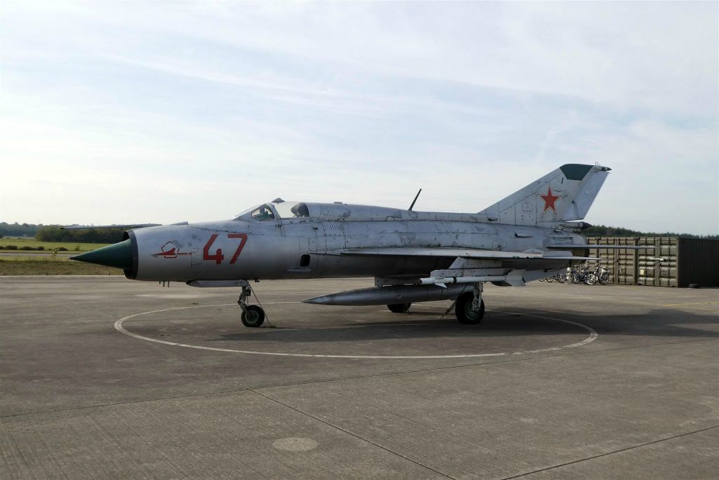 een MiG-21PFM 'Fishbed' SPS straaljager (1966-1990)