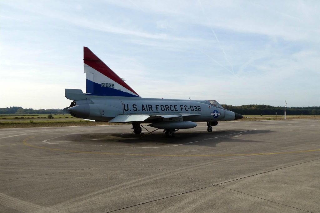 een Convair F-102A 'Delta Dagger' straaljager (1960-1969)