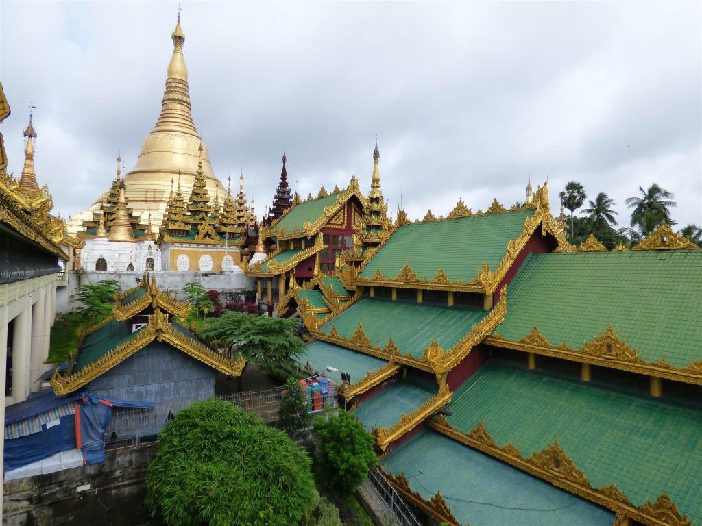 YANGON - de Schwedagonpagode