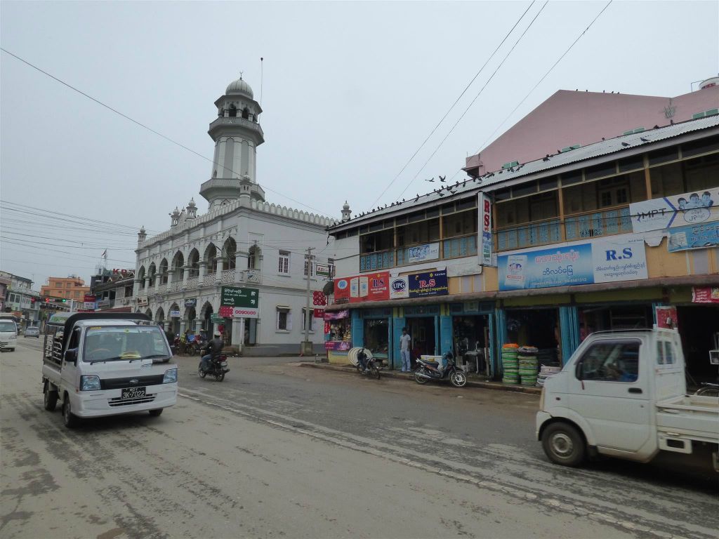 PYIN OO LWIN - een moskee