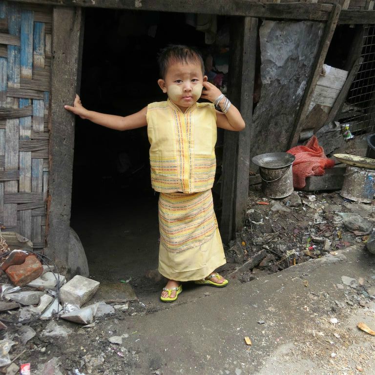MANDALAY - een kind