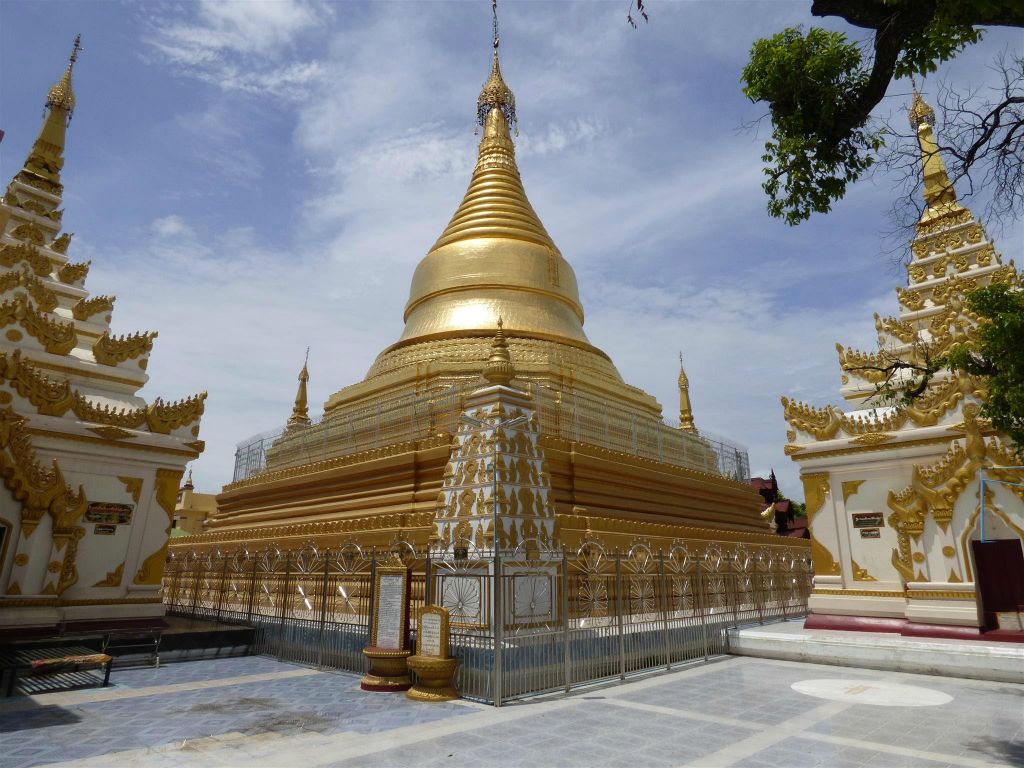 MANDALAY - de Chan Thaya pagode