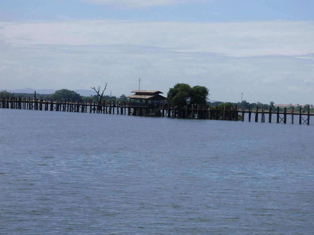 AMARAPURA - de U Bein-brug, die wereld langste teakhouten voetgangersbrug (1,2 km)