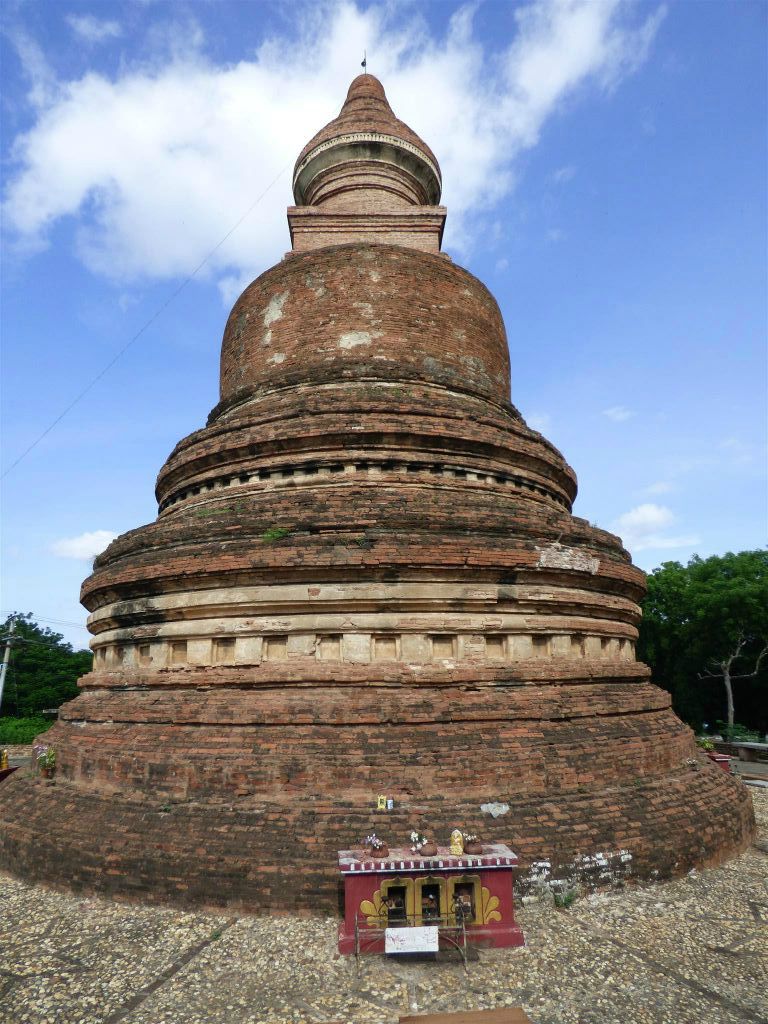 BAGAN - een stoepa