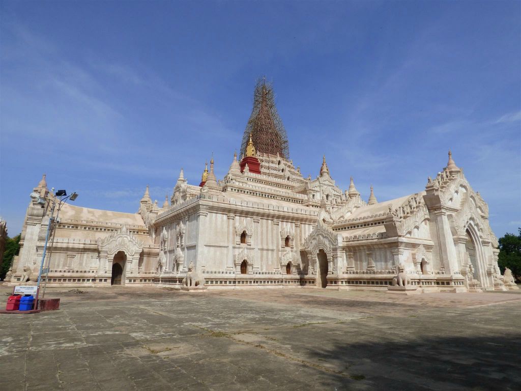 BAGAN - de Ananda tempel