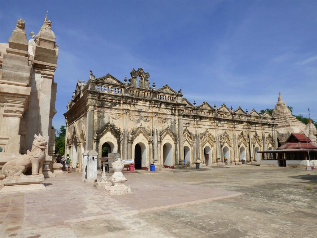 BAGAN - de Ananda tempel