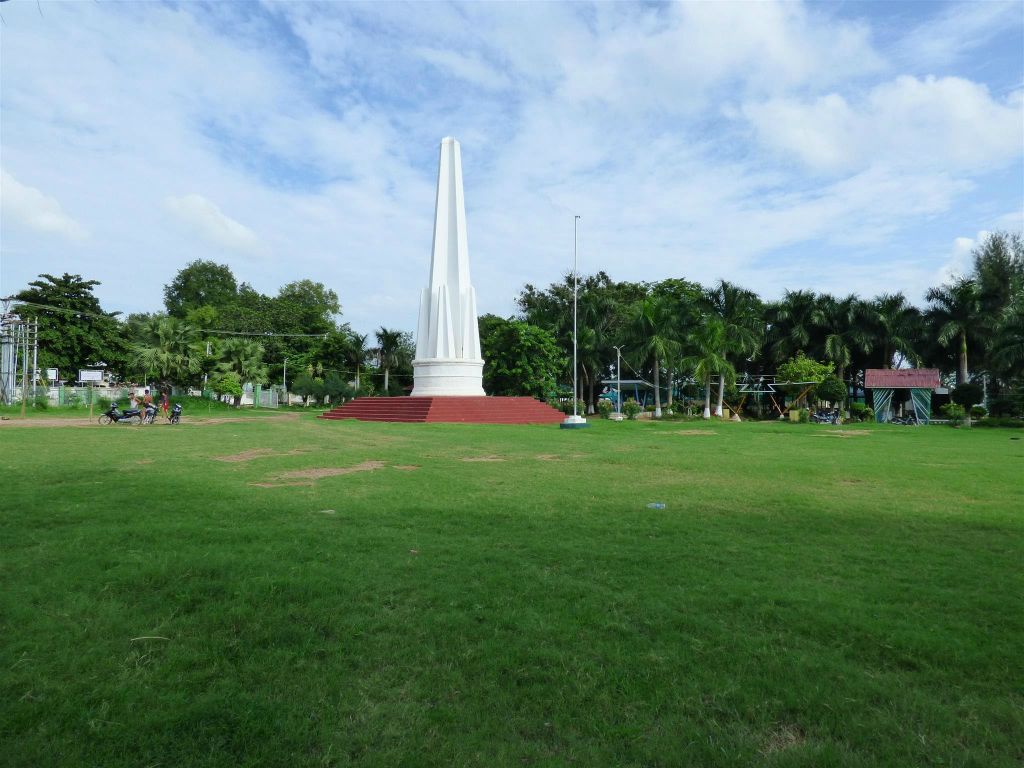 MEIKTILA - een monument