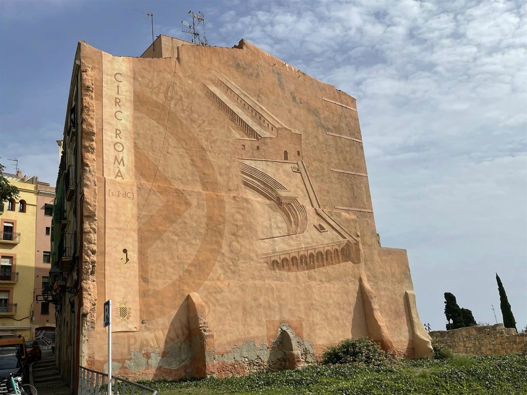 TARRAGONA - een muurschildering bij een oud romeins circus