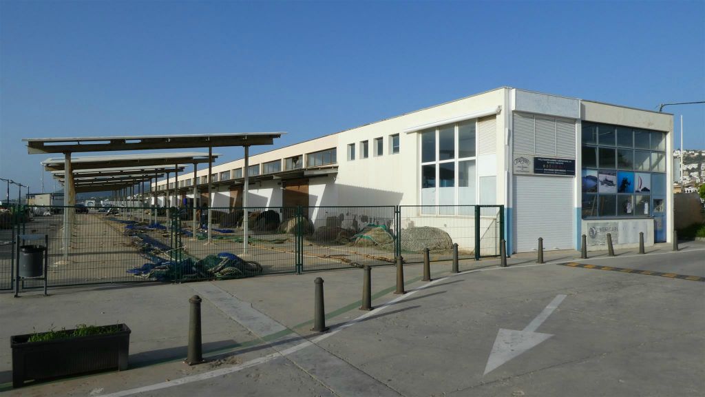 PEÑÍSCOLA - een gebouw bij de jachthaven