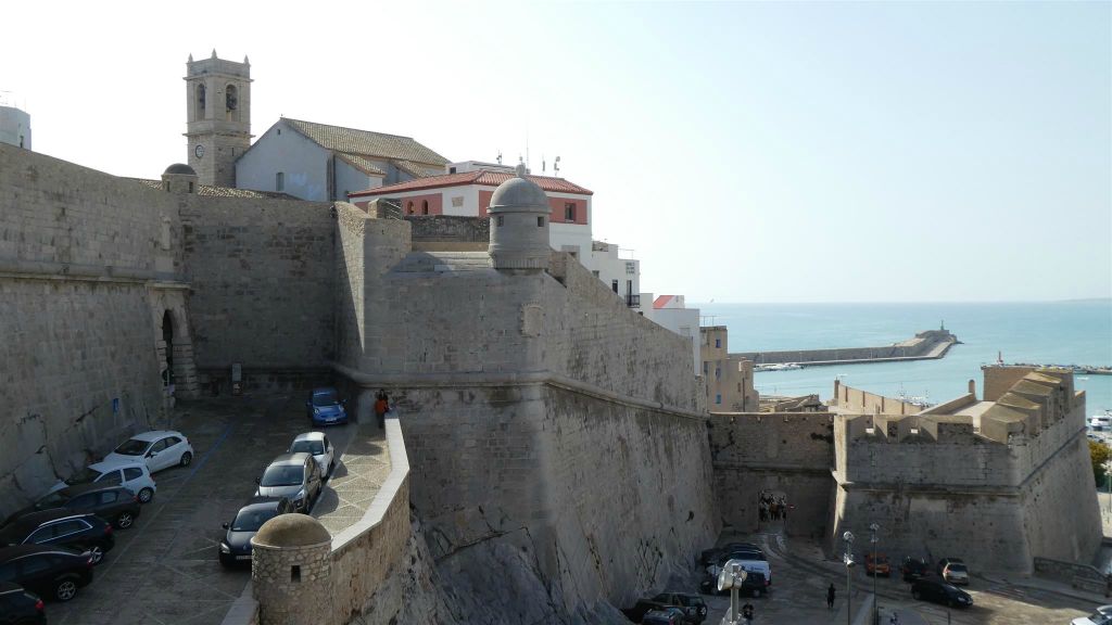 PEÑÍSCOLA - de oude stadsmuren