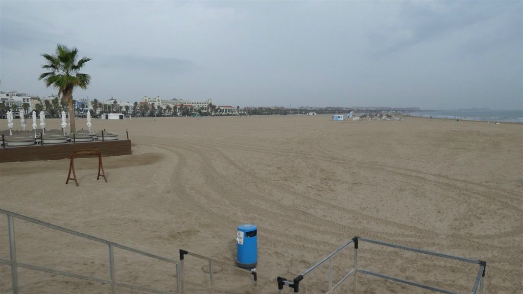 VALENCIA - het zandstrand van Las Arenas