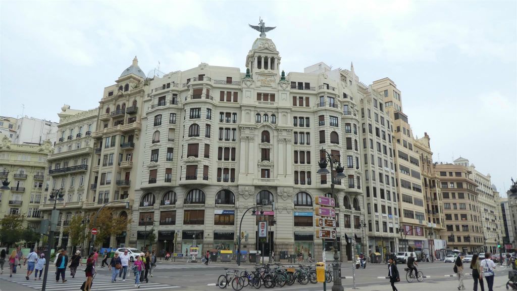VALENCIA - het gebouw La Unión y el Fénix Español